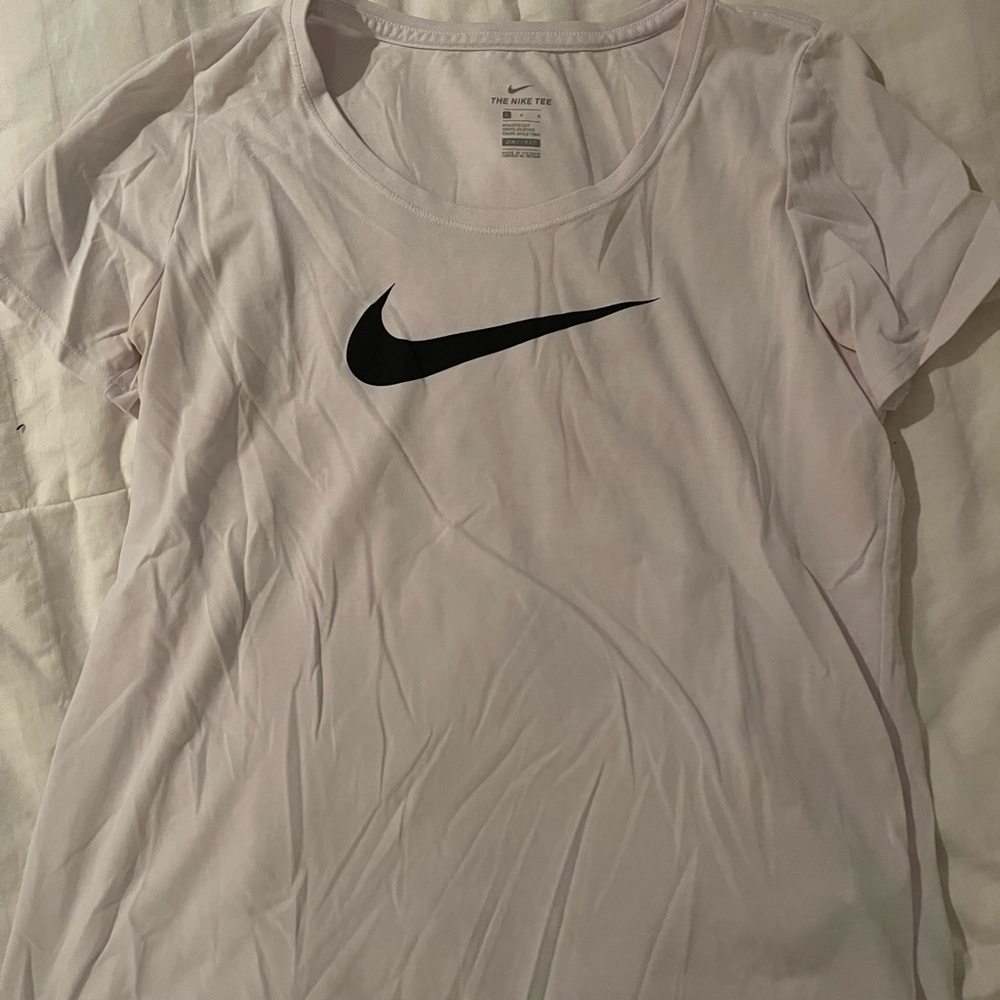Nike tees (2)